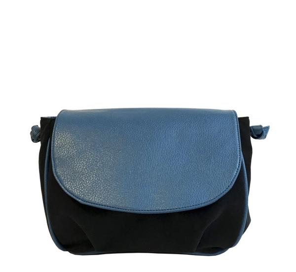 Sac besace en cuir vegan bleu et noir, fabriqué en France, maroquinerie vegan et éthique camille 