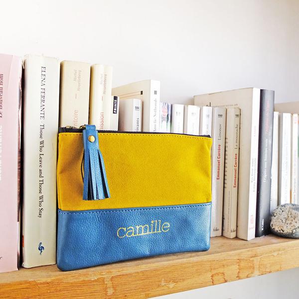 Pochette en alcantara jaune et en cuir vegan bleu de pomme, fabriqué en France, maroquinerie vegan et éthique camille